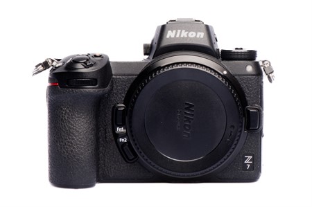 Beg Nikon Z7 Kamerahus