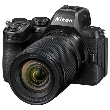Nikon Z5 II + 24-105/4-7,1
